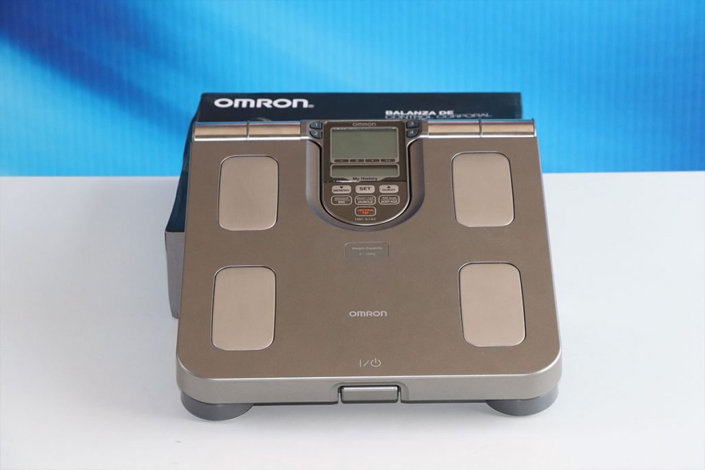 Balanza Digital Pesa Persona OMROM HBF-514C de 180 Kg en Lima